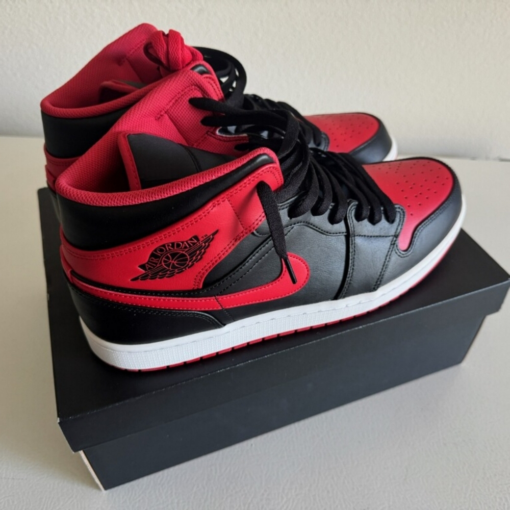 Jordon RETRO 1 Bred Mid
